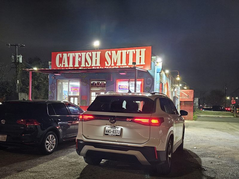 Catfish Smith Foods To Go exterior